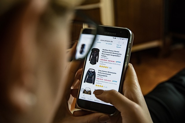 Nakupování oblečení on-line